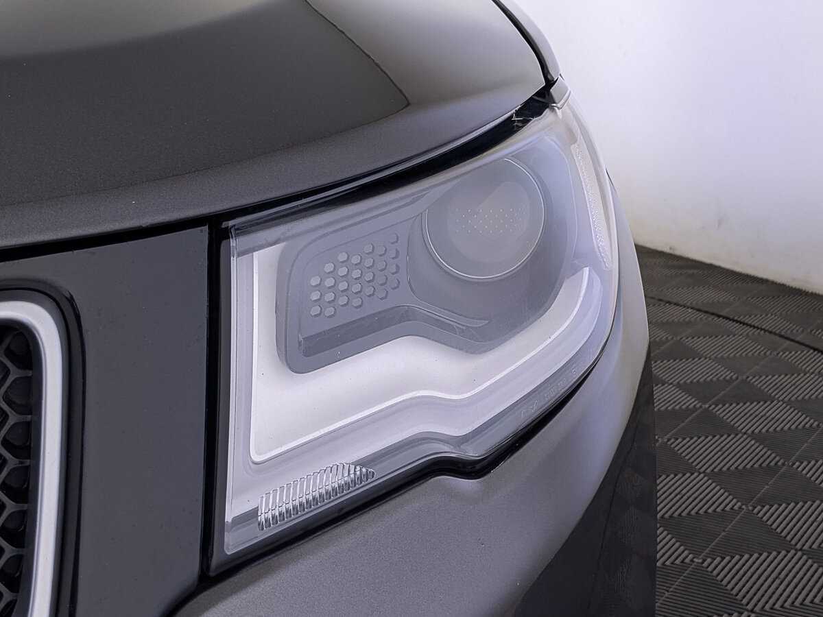 Jeep Compass с пробегом — 2018 год. Фото: #10