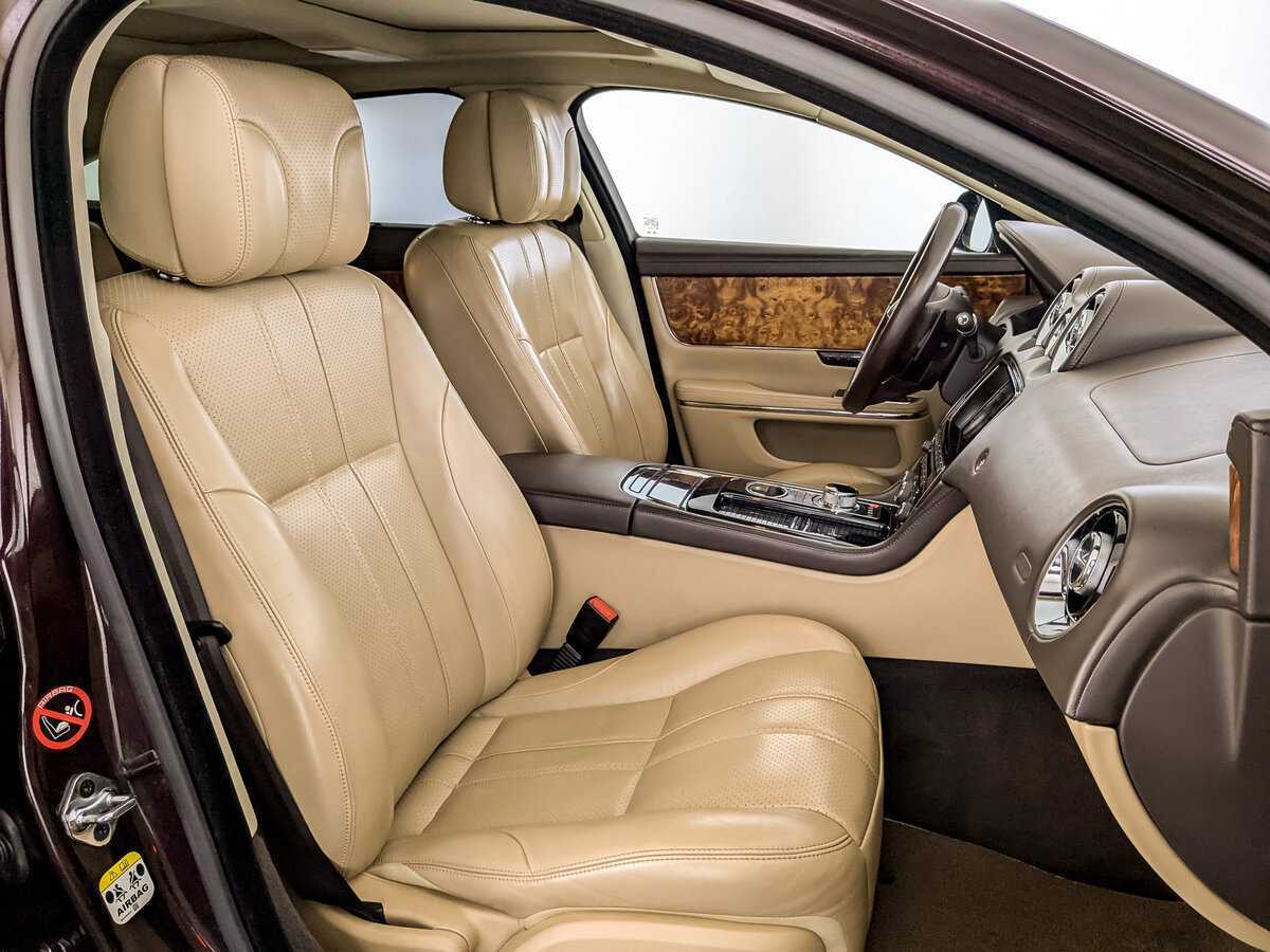 Jaguar XJ с пробегом — 2012 год. Фото: #21