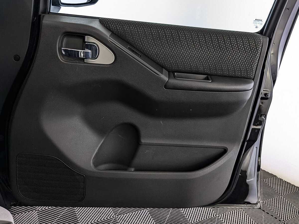 Nissan Pathfinder с пробегом — 2012 год. Фото: #22