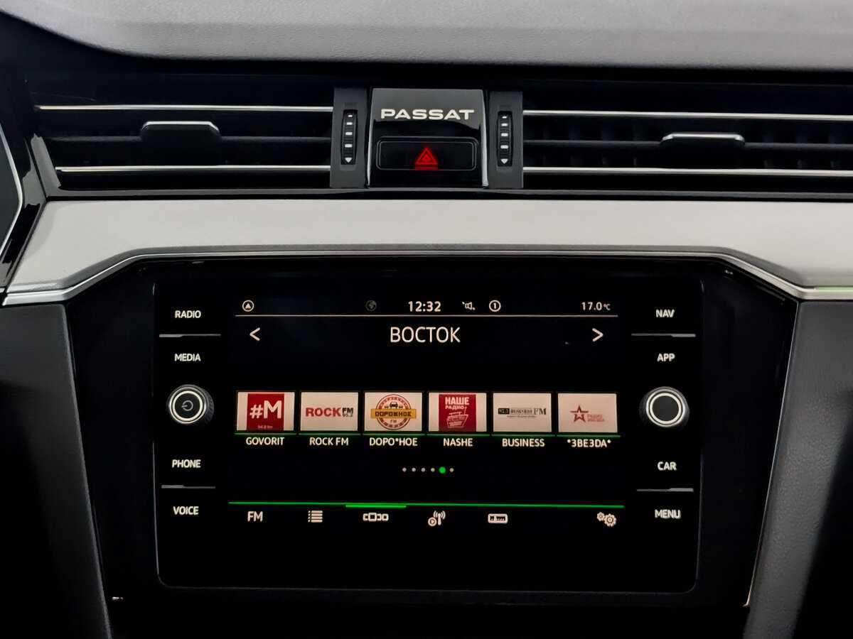 Volkswagen Passat с пробегом — 2021 год. Фото: #14