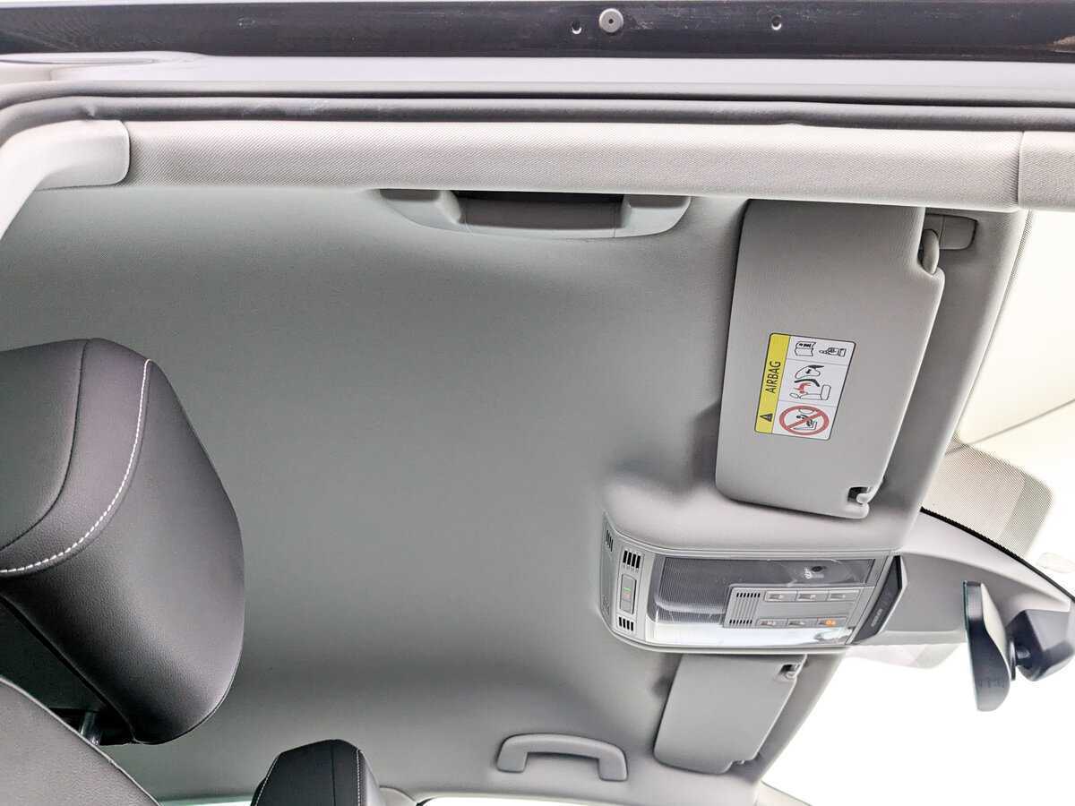 Volkswagen Passat с пробегом — 2021 год. Фото: #22