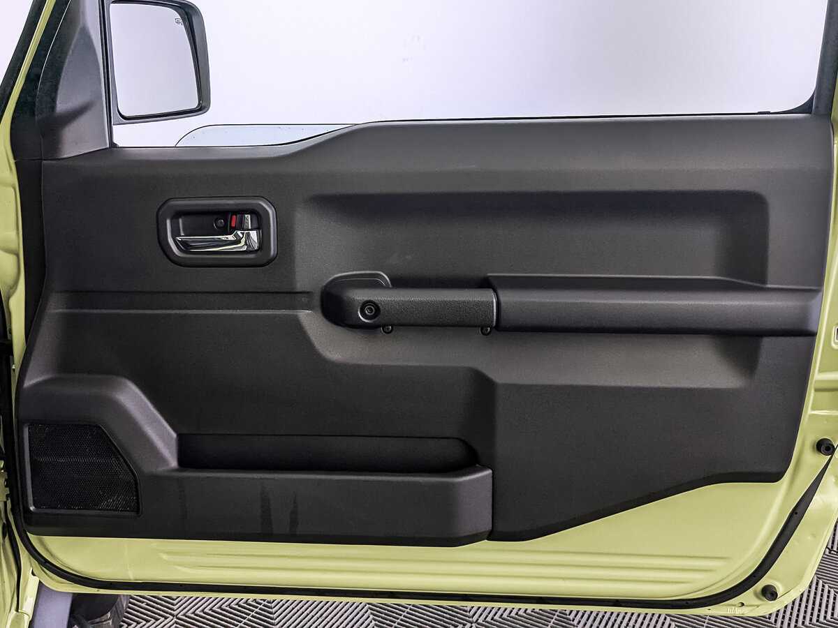 Suzuki Jimny с пробегом — 2021 год. Фото: #24