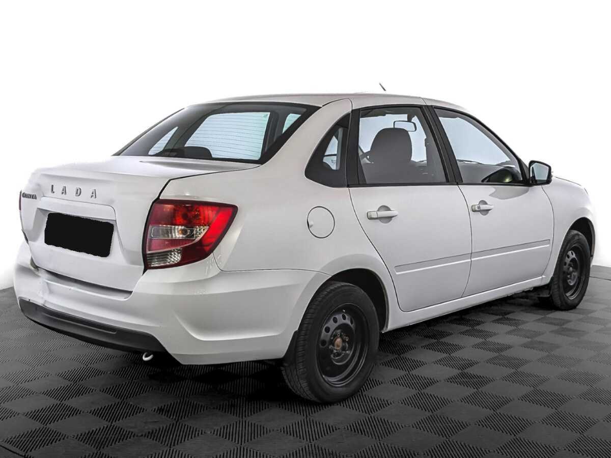 Lada (ВАЗ) Granta с пробегом — 2022 год. Фото: #4