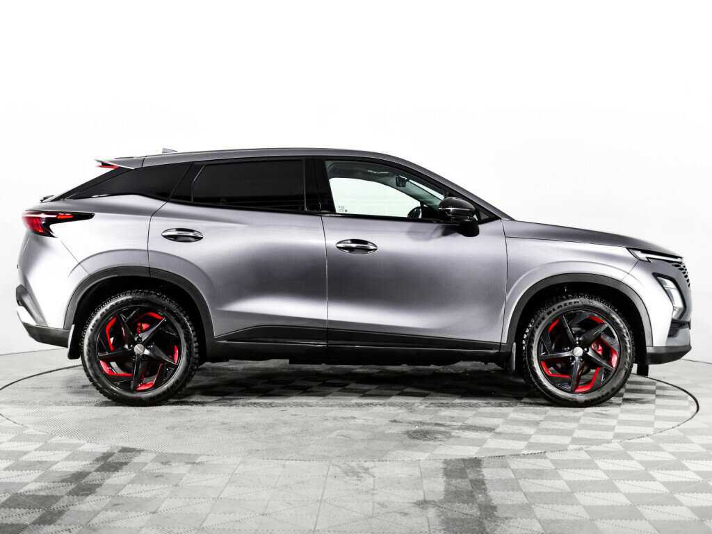 OMODA C5 с пробегом — 2023 год. Фото: #3