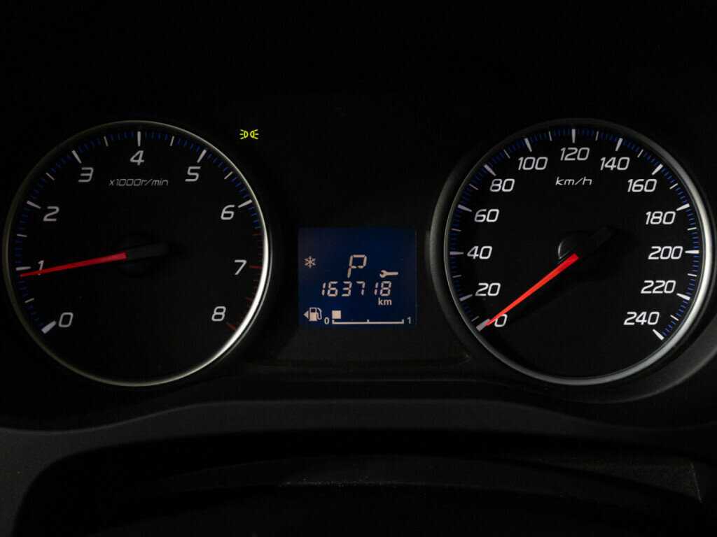 Mitsubishi Outlander с пробегом — 2014 год. Фото: #9