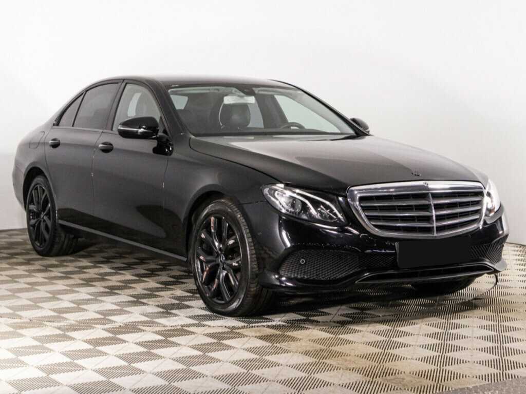 Mercedes-Benz E-Класс с пробегом — 2019 год. Фото: #2