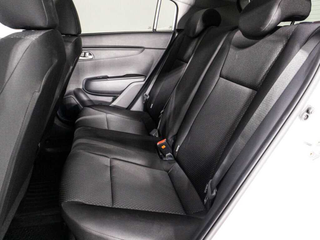 Kia Rio с пробегом — 2022 год. Фото: #10