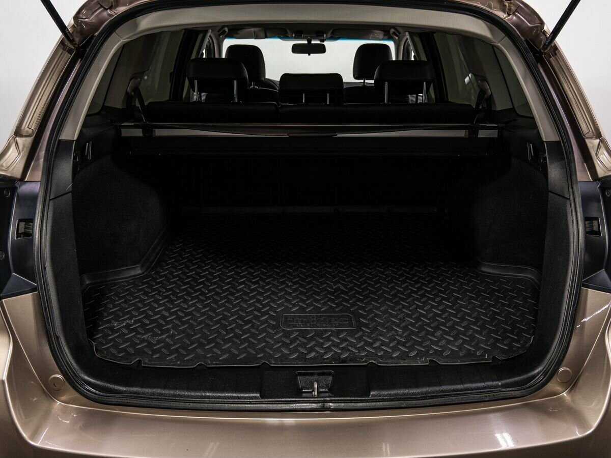 Subaru Outback с пробегом — 2012 год. Фото: #23