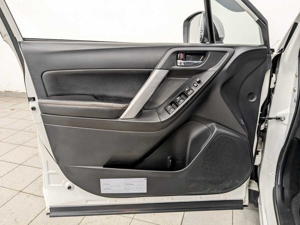 Subaru Forester с пробегом — 2015 год. Фото: #16