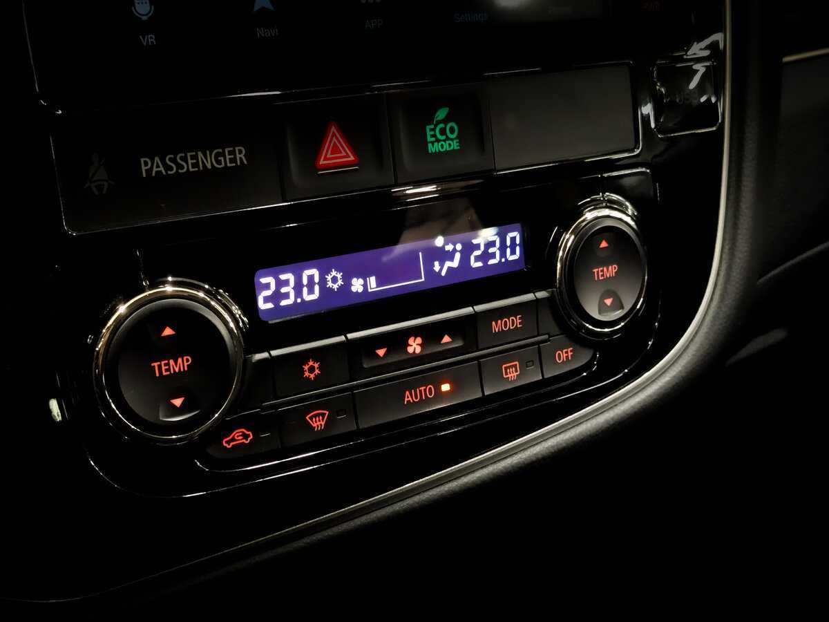 Mitsubishi Outlander с пробегом — 2022 год. Фото: #25