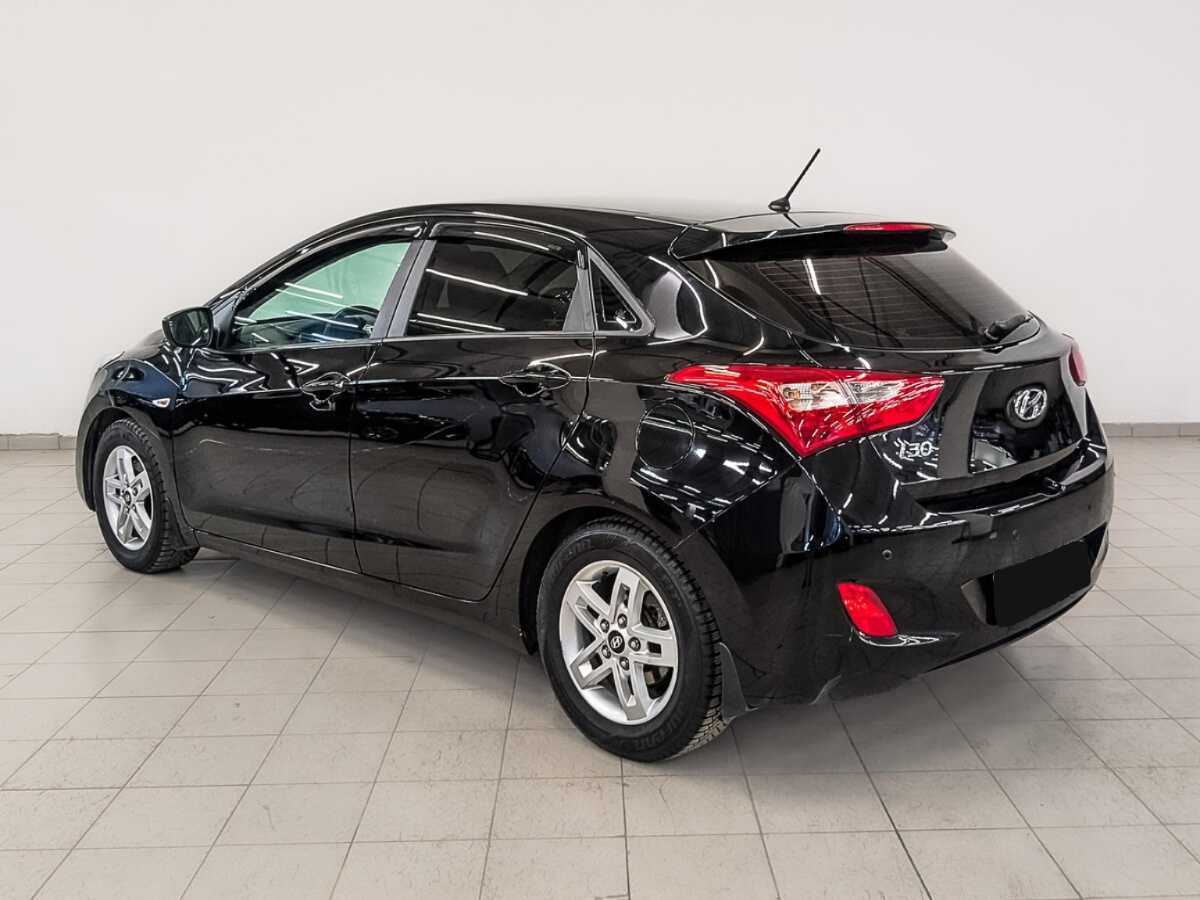 Hyundai i30 с пробегом — 2015 год. Фото: #6