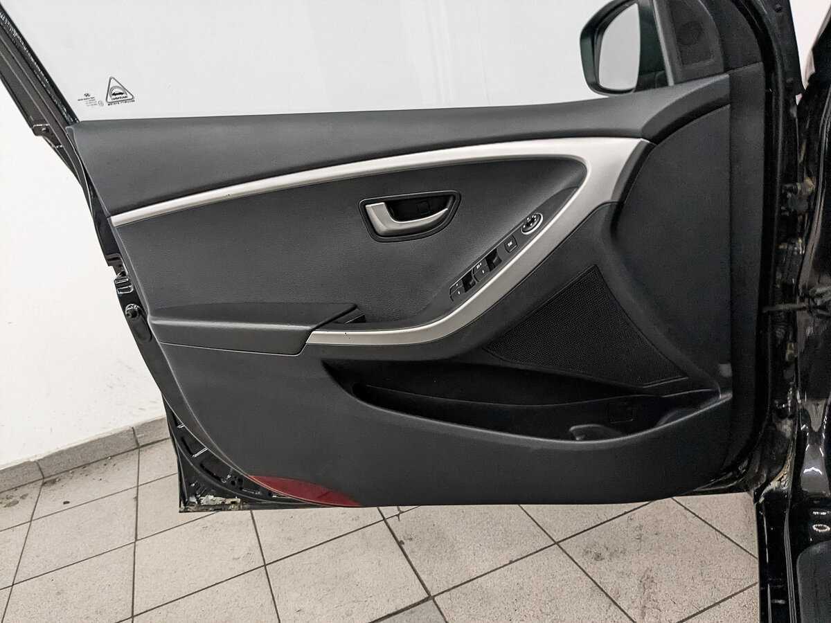 Hyundai i30 с пробегом — 2015 год. Фото: #18