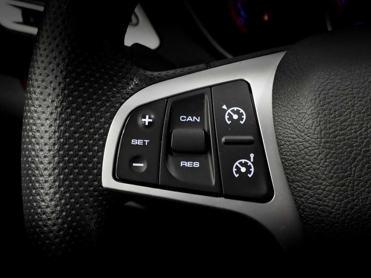 Lada (ВАЗ) Vesta с пробегом — 2019 год. Фото: #25