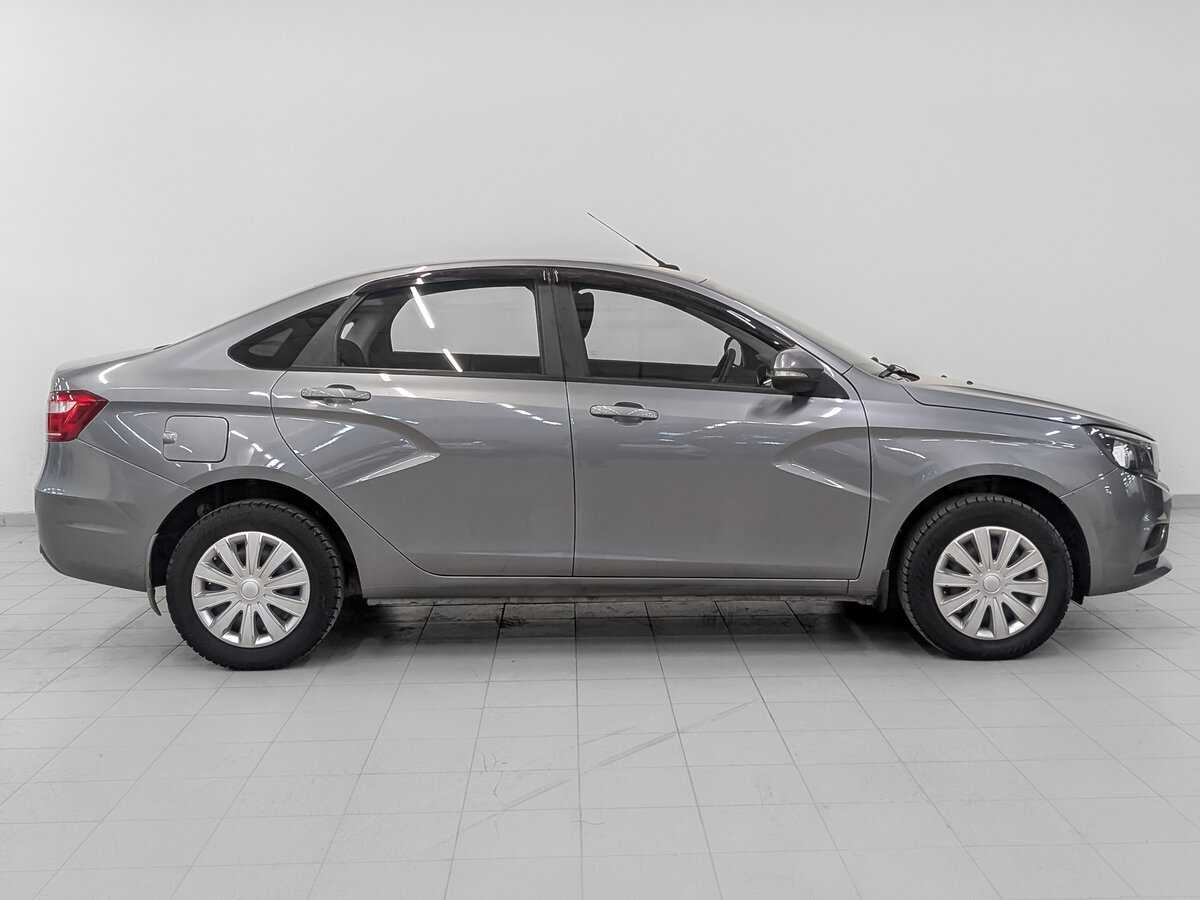 Lada (ВАЗ) Vesta с пробегом — 2017 год. Фото: #3