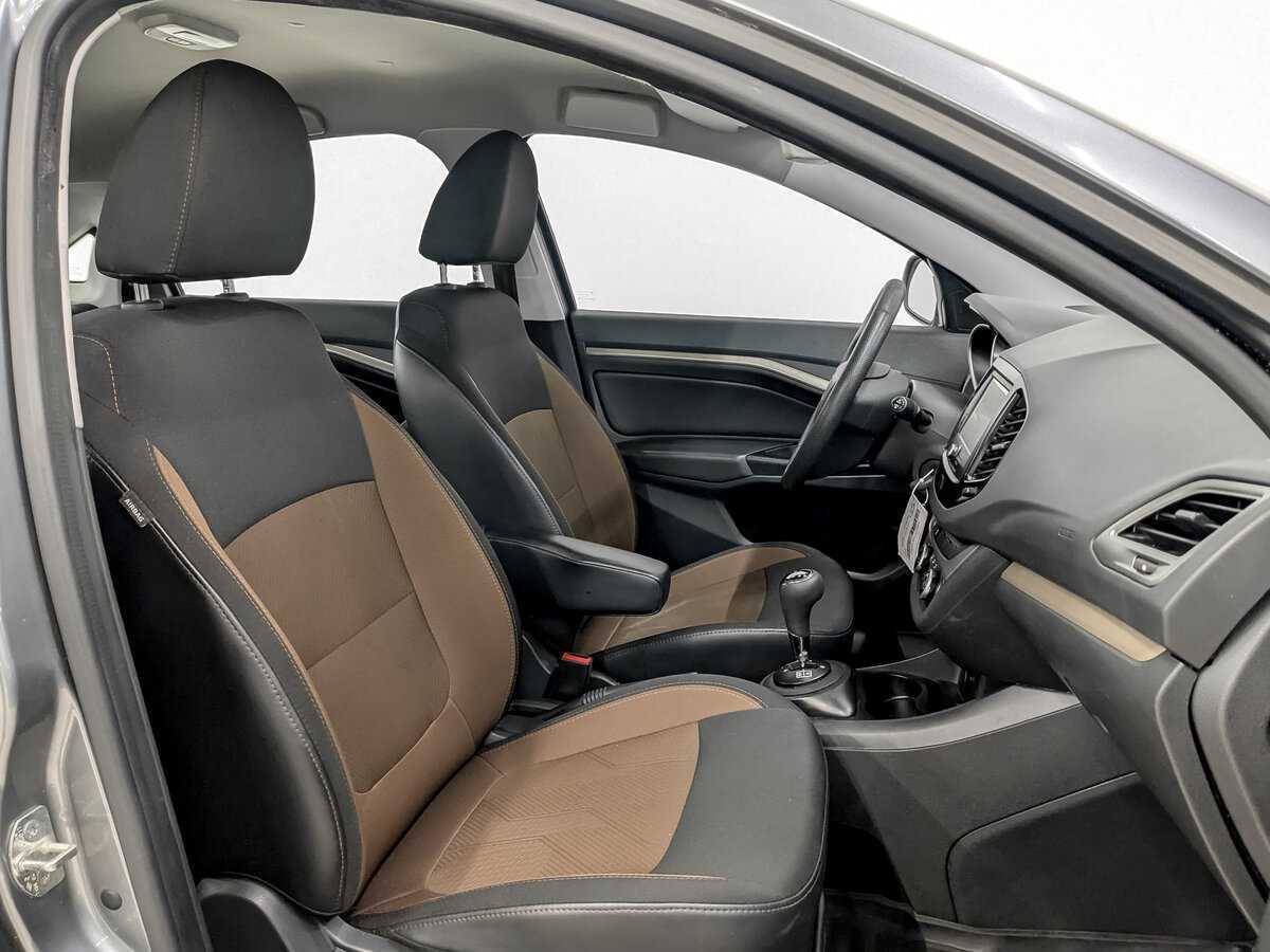 Lada (ВАЗ) Vesta с пробегом — 2017 год. Фото: #20