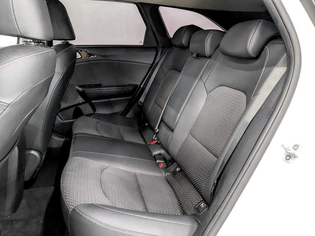 Kia Ceed с пробегом — 2020 год. Фото: #12