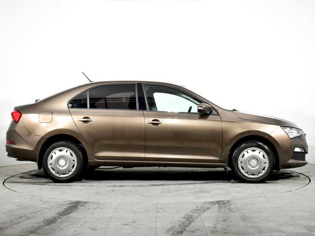 Skoda Rapid с пробегом — 2020 год. Фото: #3