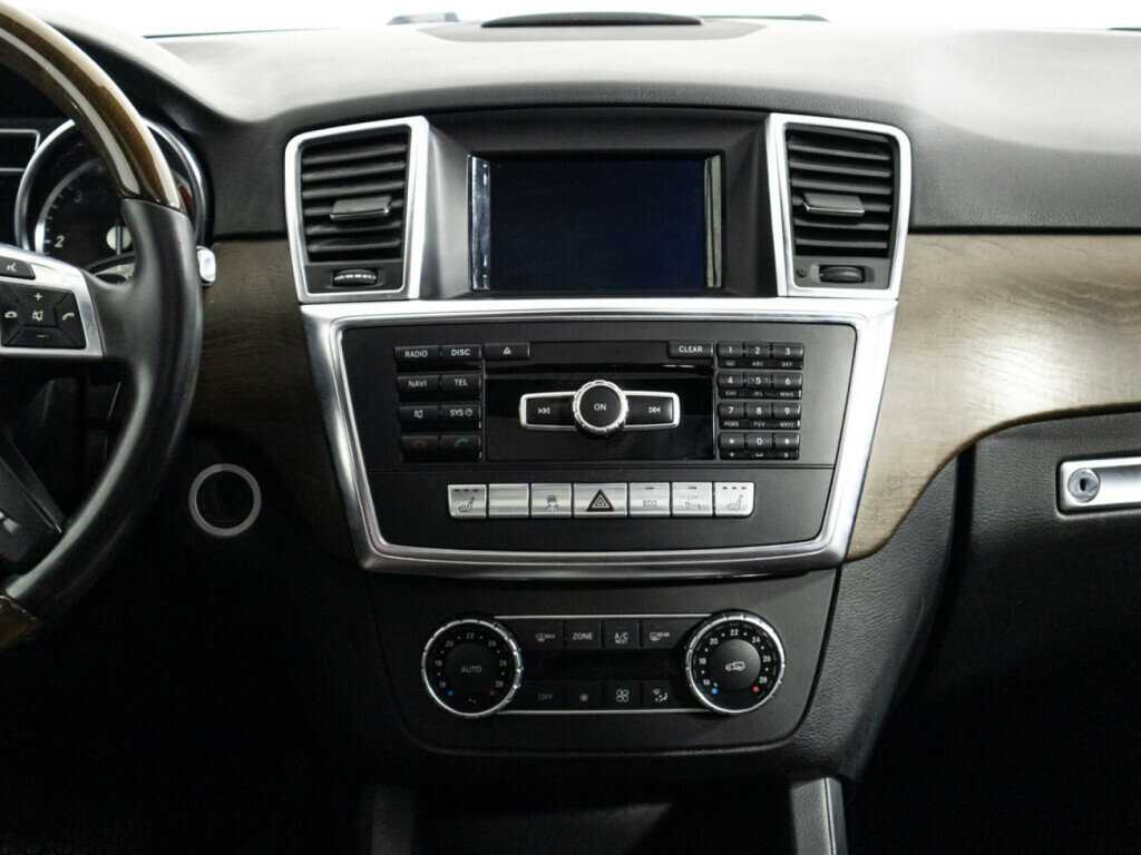 Mercedes-Benz M-Класс с пробегом — 2014 год. Фото: #10