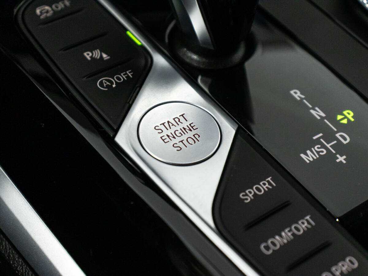 BMW 3 серии с пробегом — 2020 год. Фото: #18