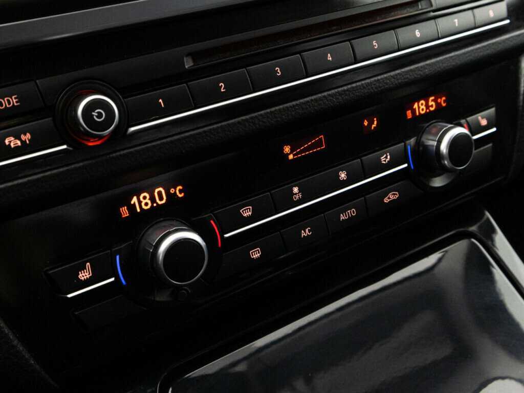 BMW 5 серии с пробегом — 2013 год. Фото: #13