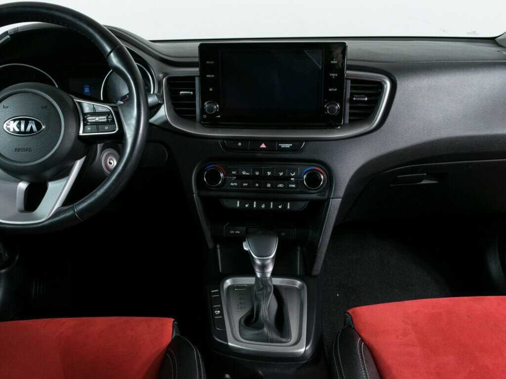 Kia Ceed с пробегом — 2020 год. Фото: #8