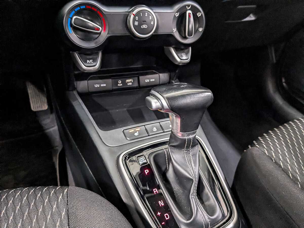 Kia Rio с пробегом — 2020 год. Фото: #17