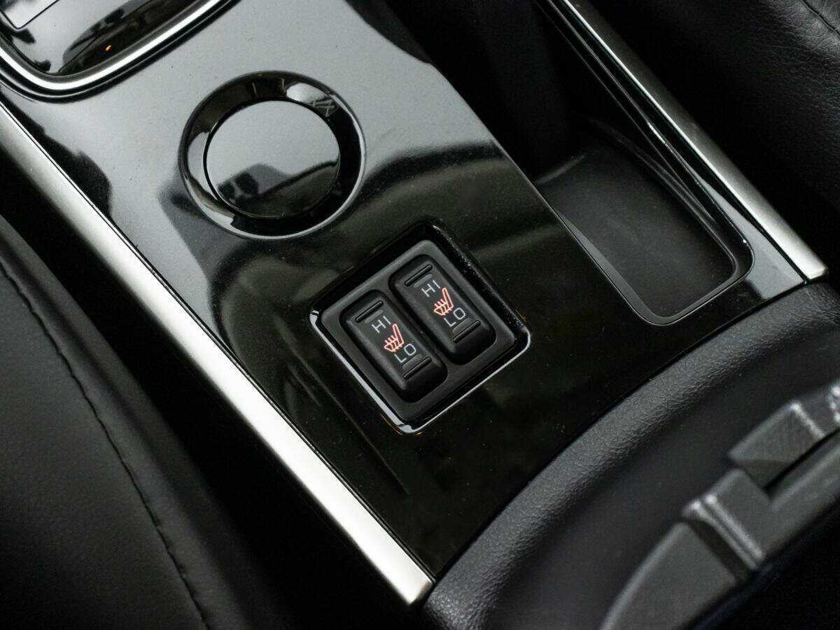 Mitsubishi Outlander с пробегом — 2021 год. Фото: #13