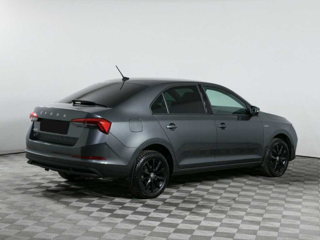 Skoda Rapid с пробегом — 2021 год. Фото: #3