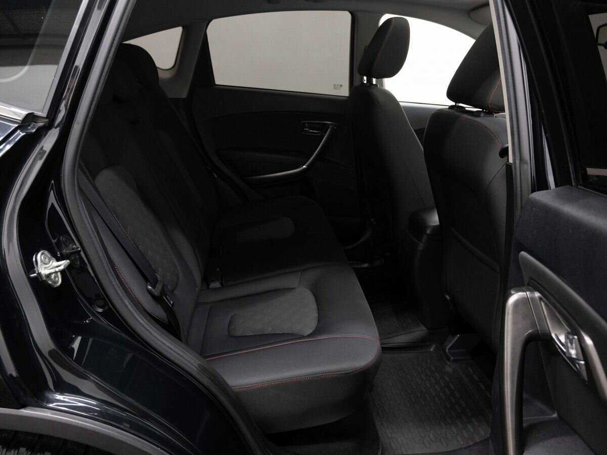 FAW Besturn X80 с пробегом — 2017 год. Фото: #10