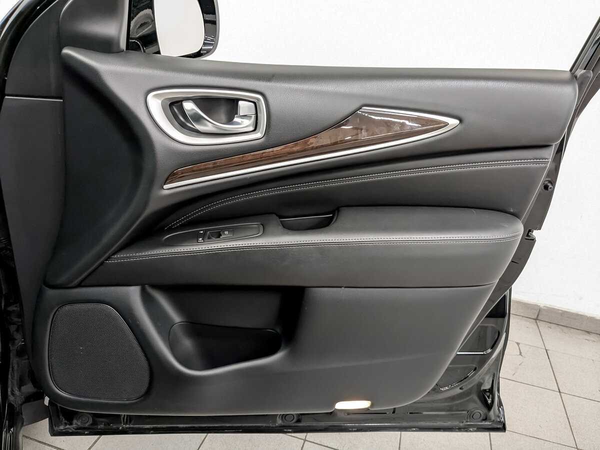 Infiniti QX60 с пробегом — 2018 год. Фото: #24