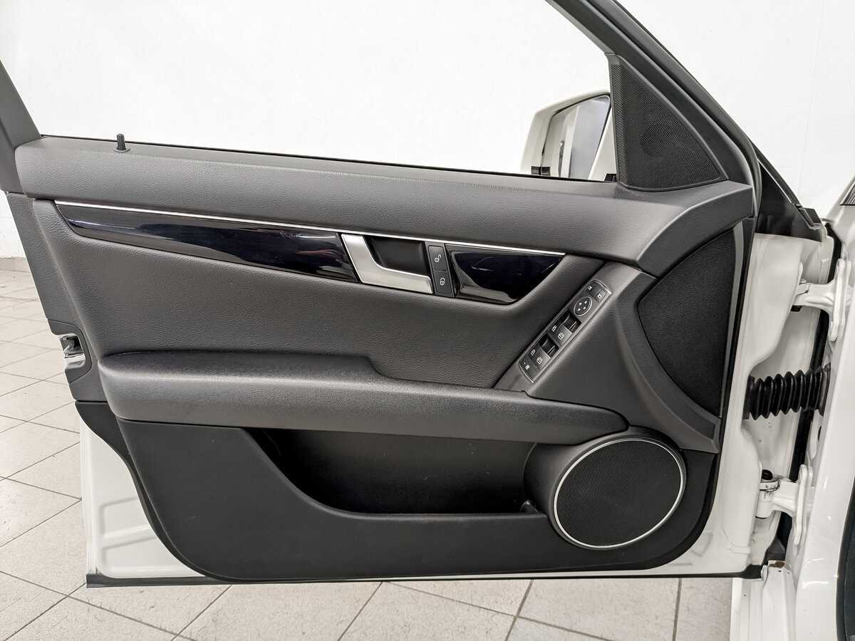 Mercedes-Benz C-Класс с пробегом — 2012 год. Фото: #14