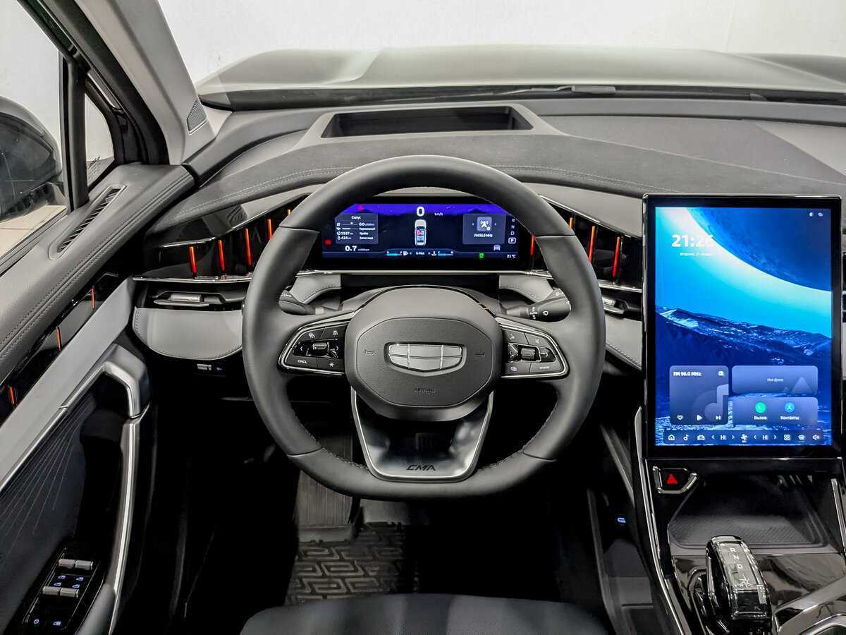 Geely Atlas с пробегом — 2024 год. Фото: #19