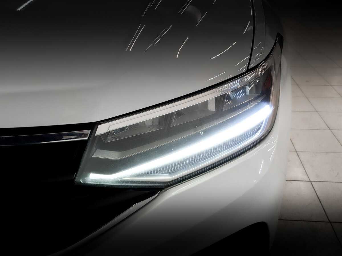 Volkswagen Tiguan с пробегом — 2021 год. Фото: #15