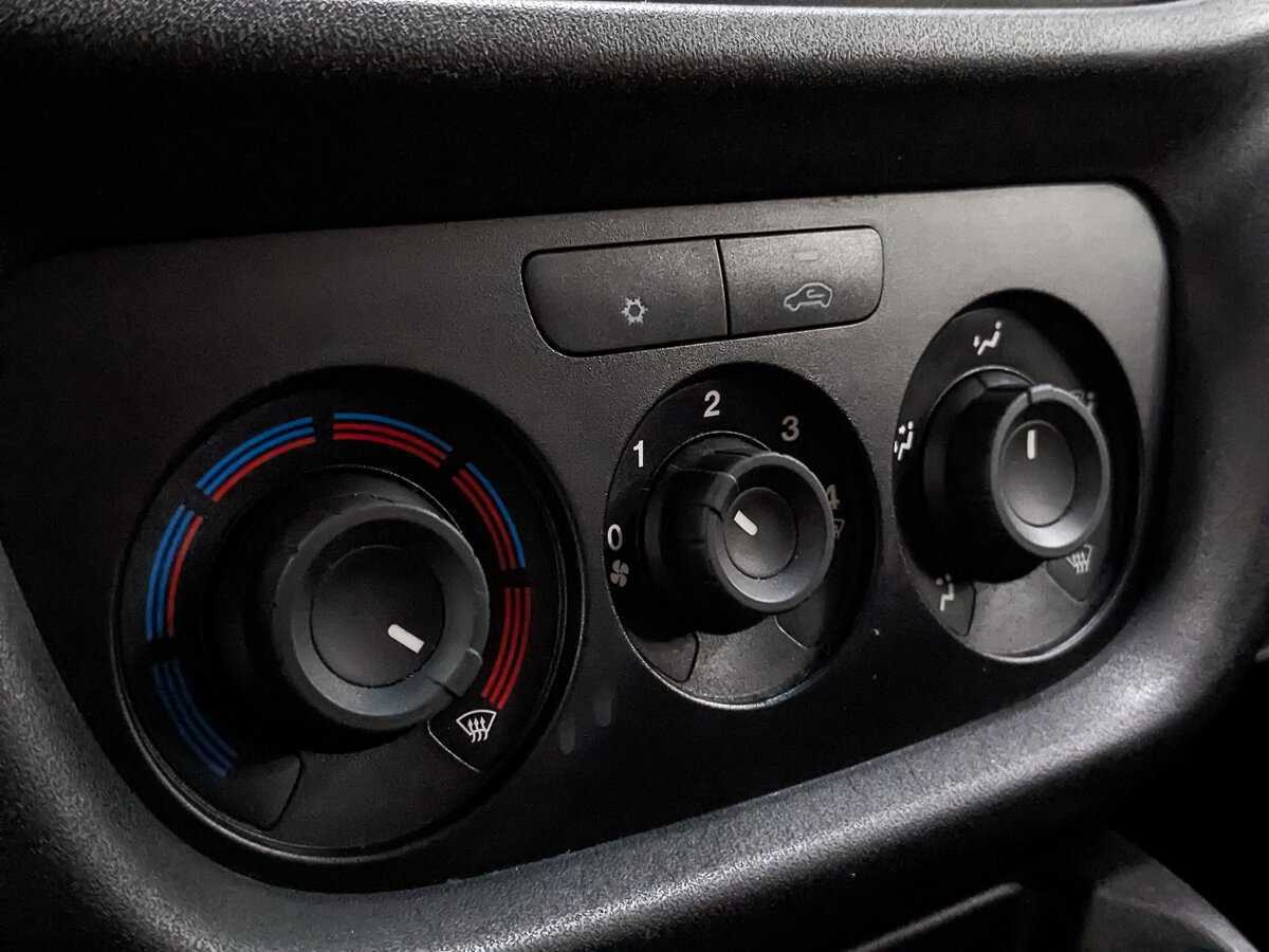 Fiat Doblo с пробегом — 2017 год. Фото: #20