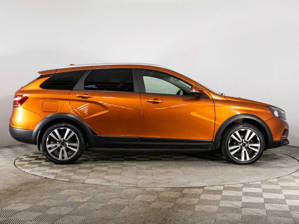 Lada (ВАЗ) Vesta с пробегом — 2018 год. Фото: #3