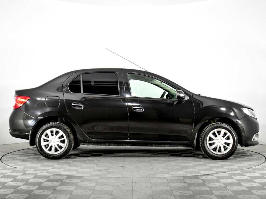 Renault Logan с пробегом — 2017 год. Фото: #3