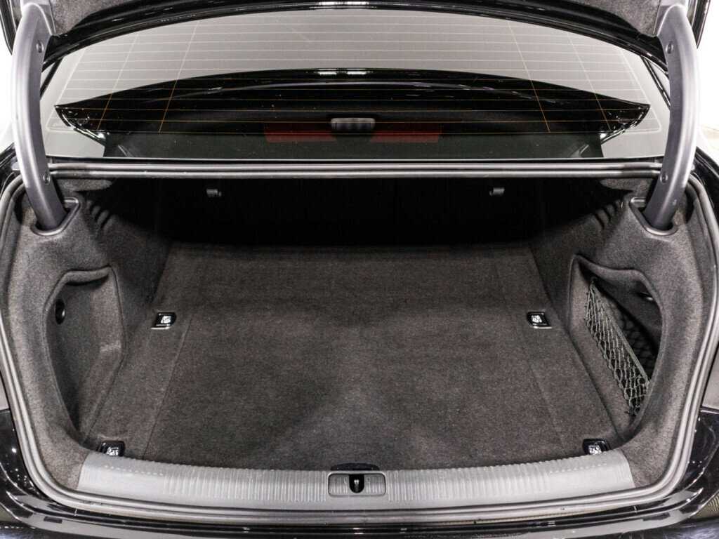 Audi A4 с пробегом — 2019 год. Фото: #14