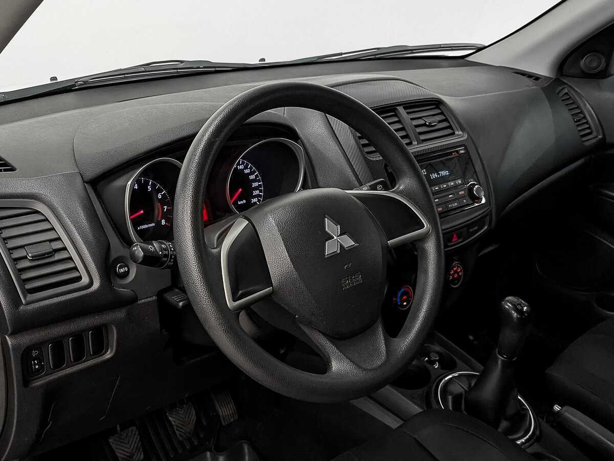 Mitsubishi ASX с пробегом — 2014 год. Фото: #14