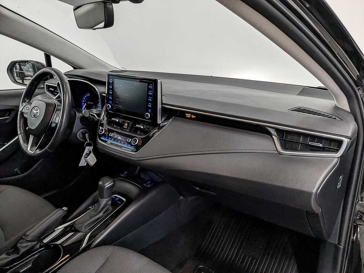 Toyota Corolla с пробегом — 2019 год. Фото: #12