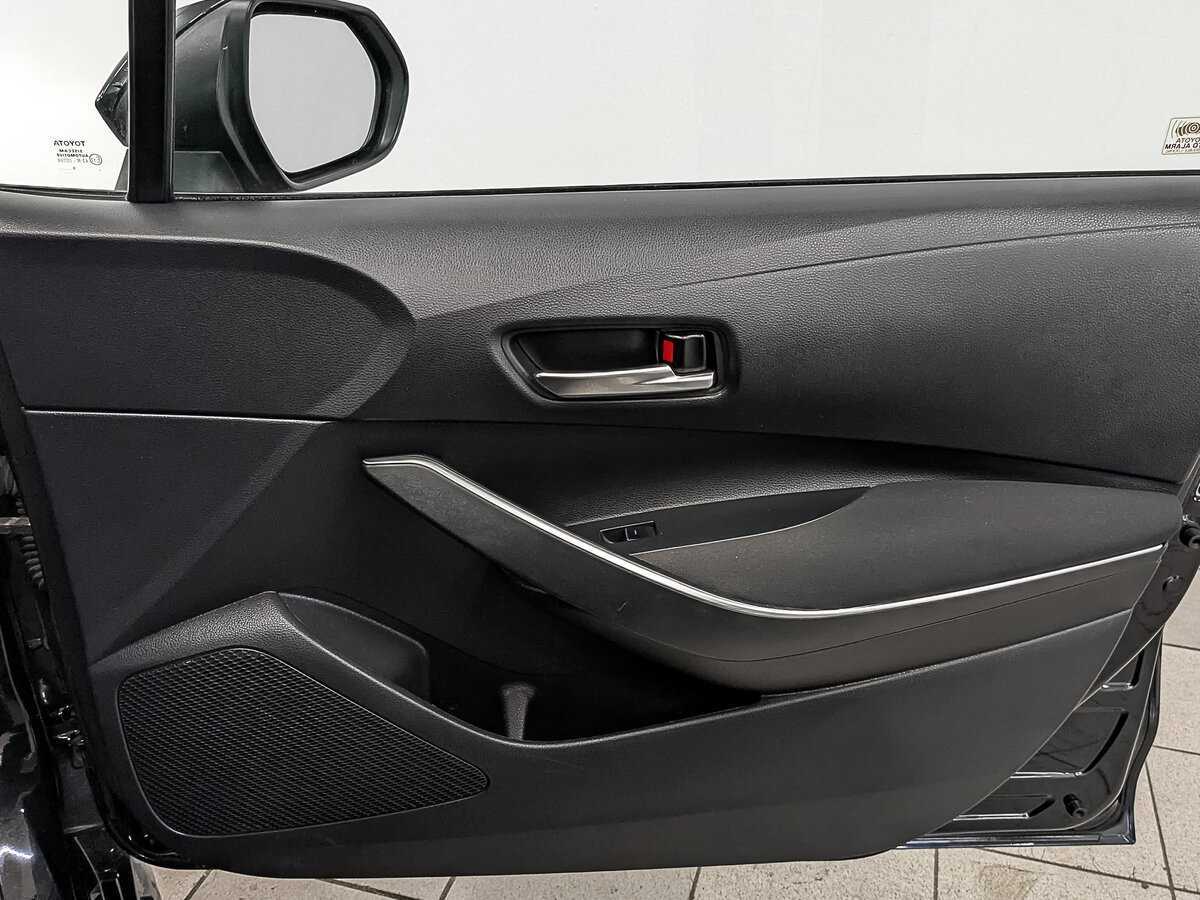 Toyota Corolla с пробегом — 2019 год. Фото: #23