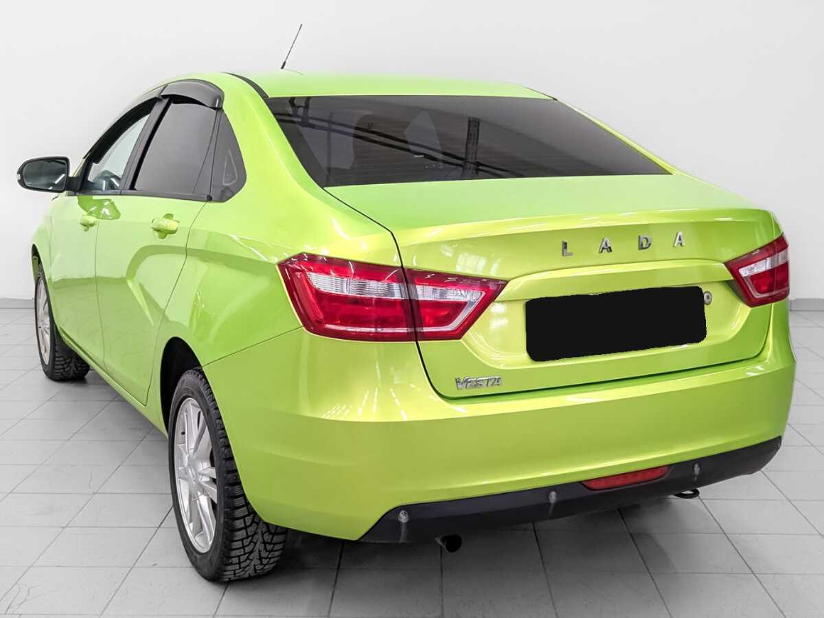 Lada (ВАЗ) Vesta с пробегом — 2016 год. Фото: #6