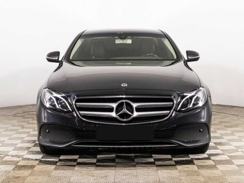 Mercedes-Benz E-Класс с пробегом — 2017 год. Фото: #1