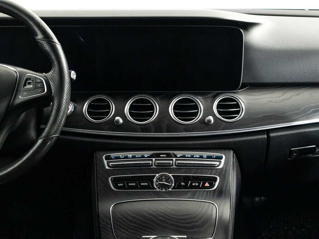 Mercedes-Benz E-Класс с пробегом — 2017 год. Фото: #13