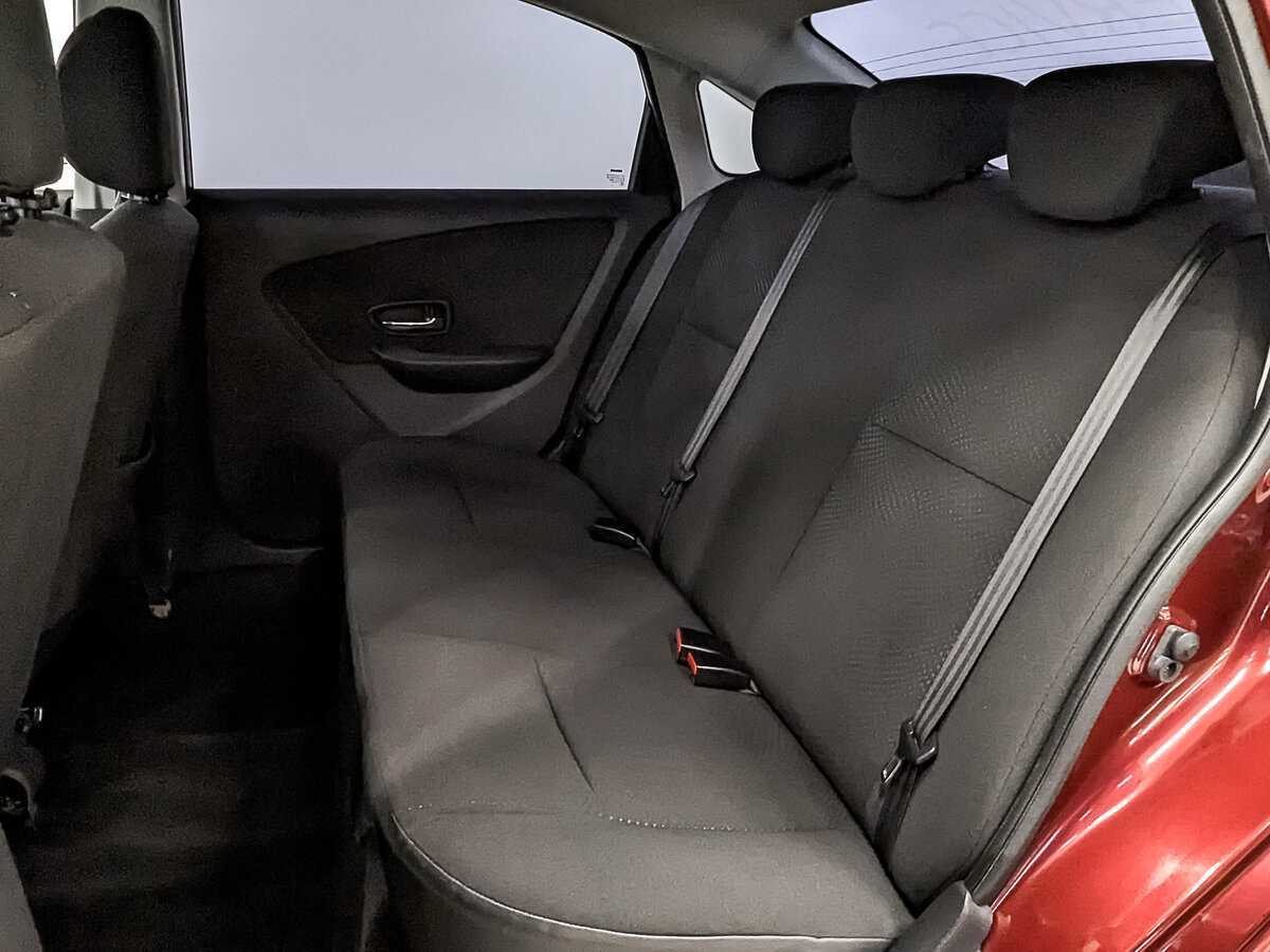 Nissan Almera с пробегом — 2014 год. Фото: #17