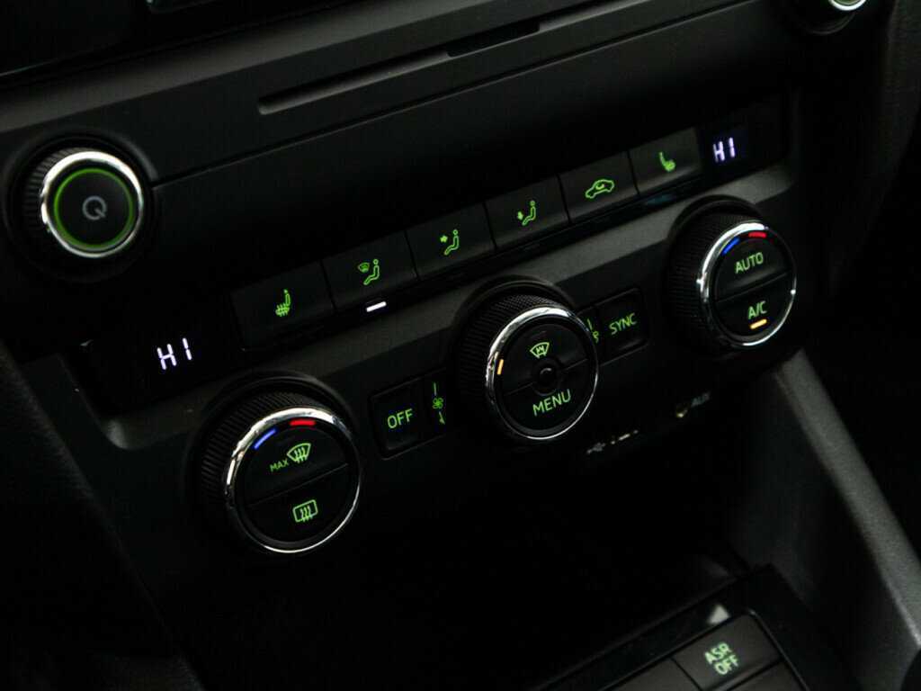 Skoda Octavia с пробегом — 2015 год. Фото: #14