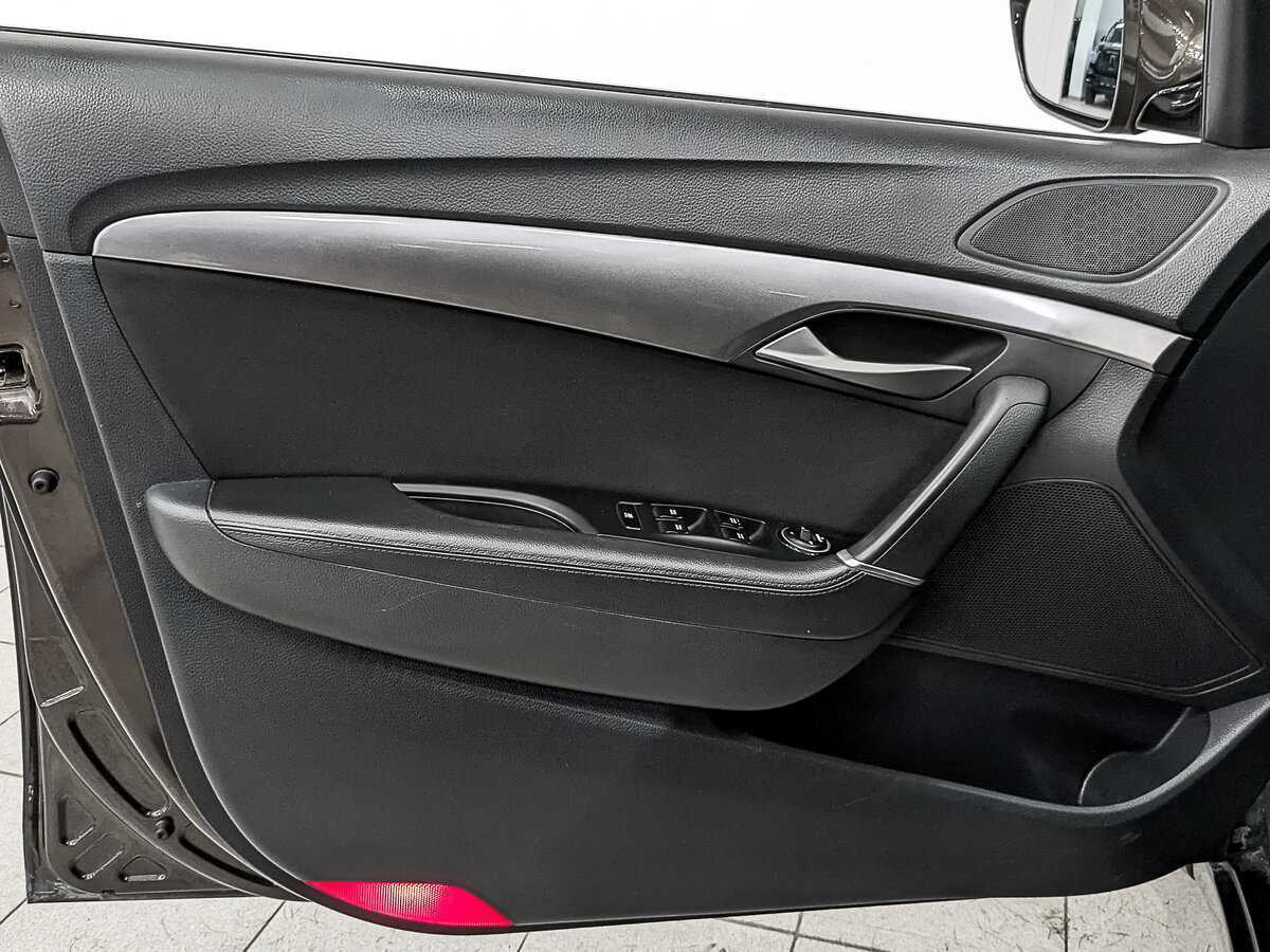 Hyundai i40 с пробегом — 2015 год. Фото: #16