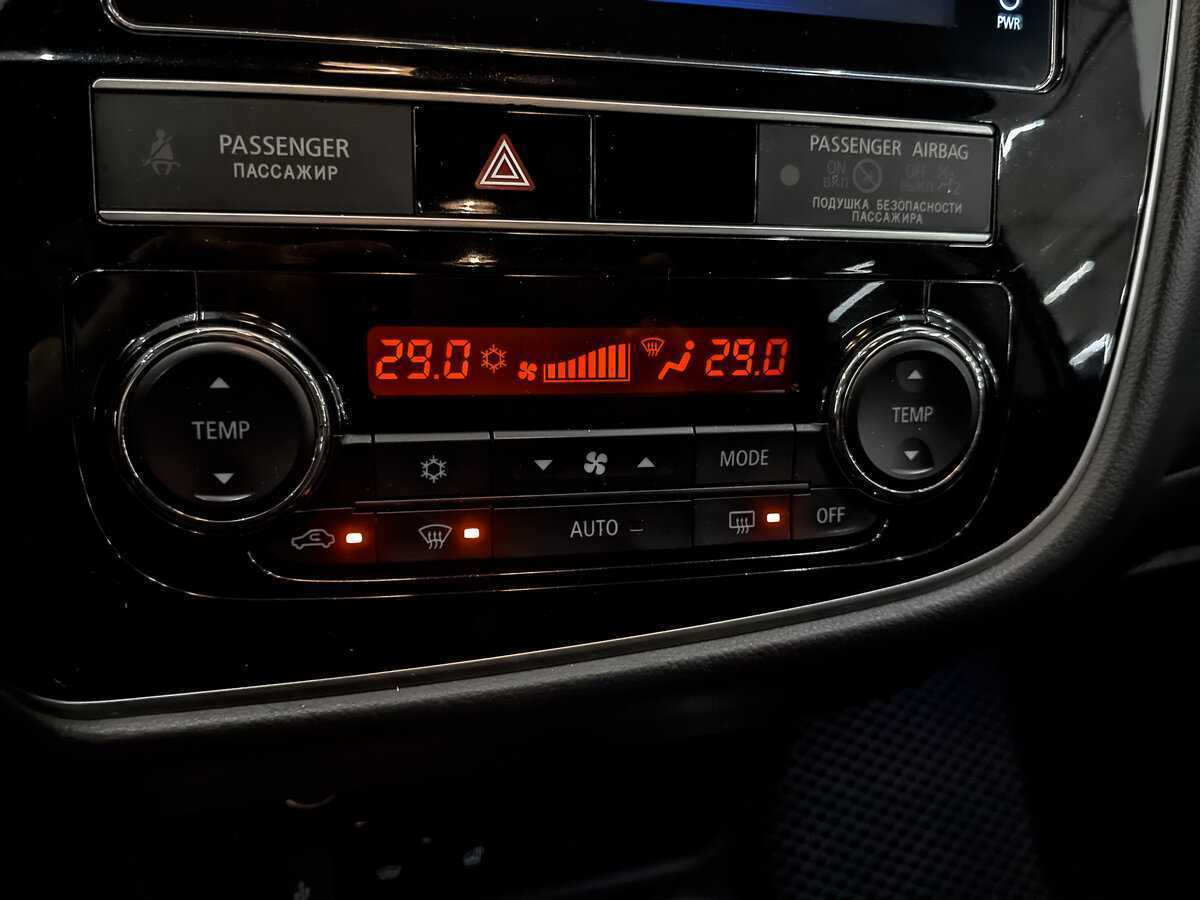 Mitsubishi Outlander с пробегом — 2020 год. Фото: #24