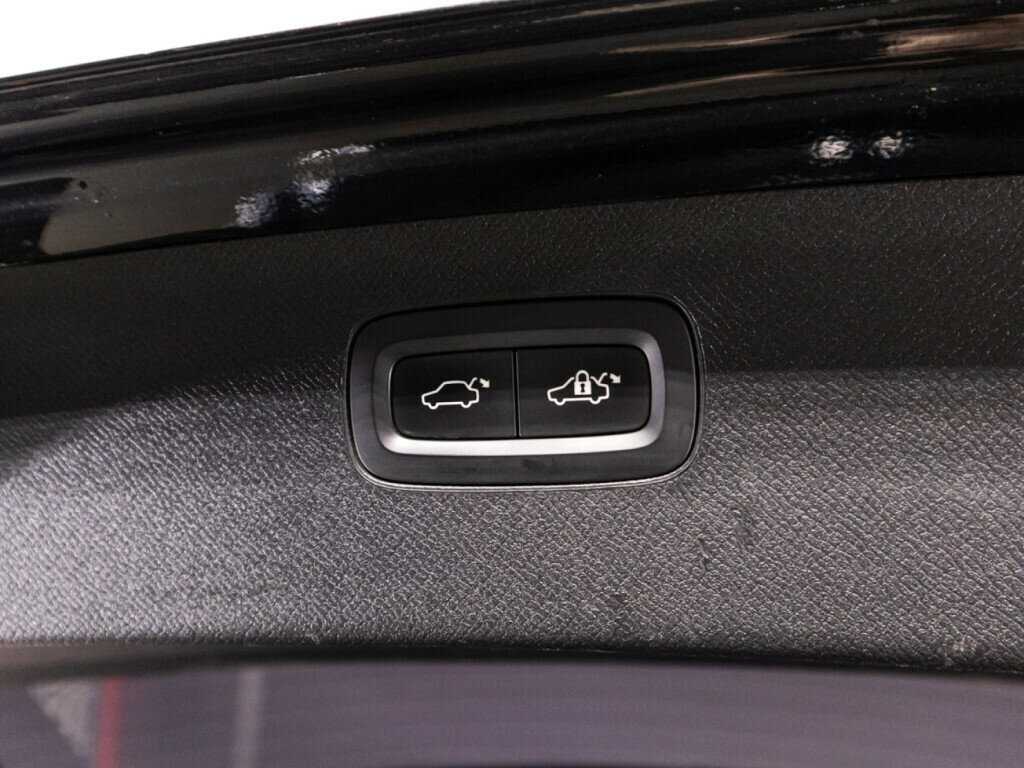 Volvo XC90 с пробегом — 2016 год. Фото: #14