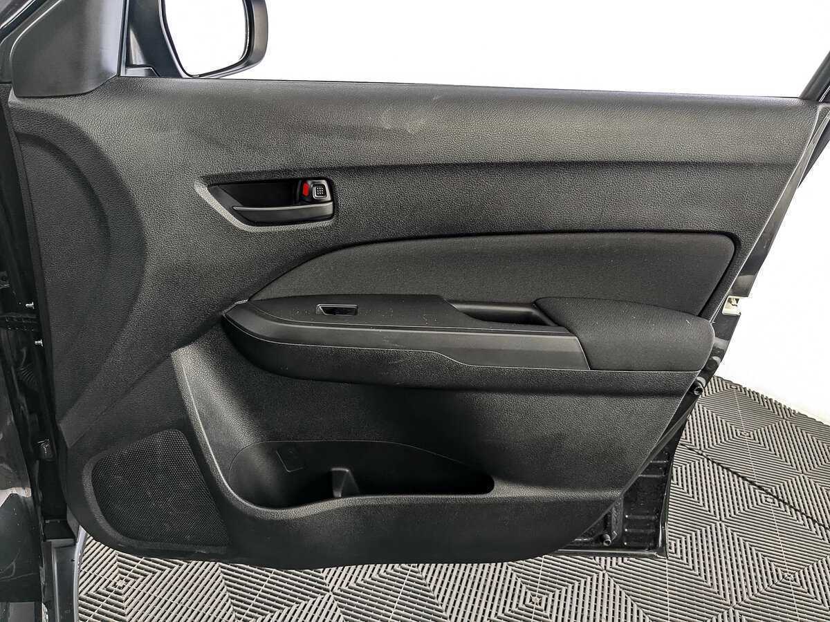 Suzuki Vitara с пробегом — 2019 год. Фото: #23