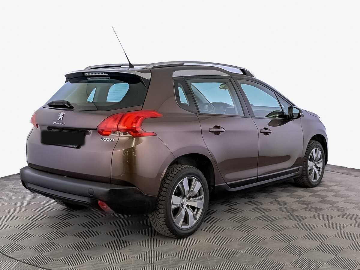 Peugeot 2008 с пробегом — 2014 год. Фото: #4